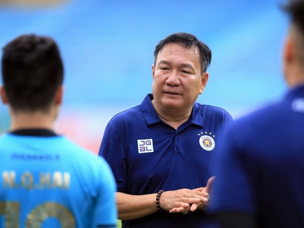 HLV Hà Nội FC: Cầm quân có 2 trận, tôi không tập được chiến thuật cho các cầu thủ