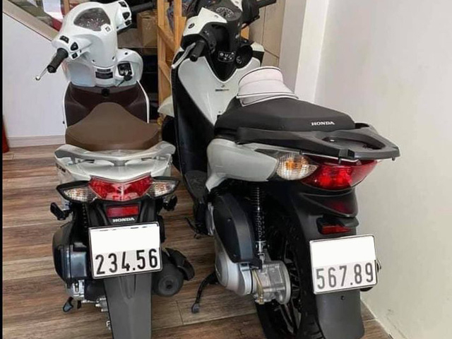 'Dân chơi' bán cặp Honda SH - Vision giá 1,1 tỷ, CĐM mỉa mai: ‘Tiền chứ có phải giấy đâu’