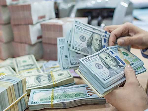 Đồng VND đang đối diện áp lực giảm giá
