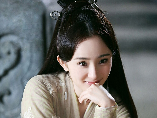 Nếu Triệu Lệ Dĩnh và Dương Mịch đóng chung trong một bộ phim, diễn xuất của ai sẽ nhỉnh hơn?