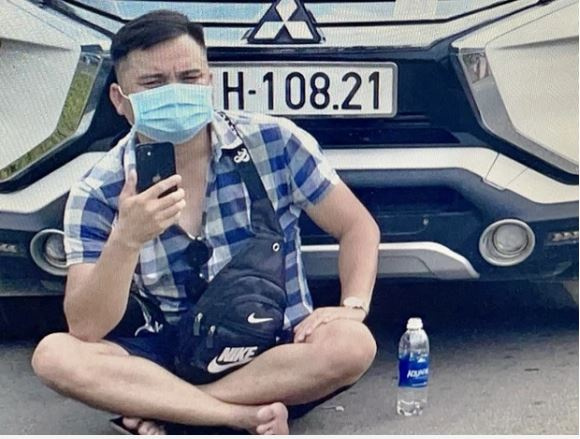 Vì sao công an bắt giam YouTuber Lê Chí Thành, người chuyên livestream để 'giám sát CSGT làm việc'?