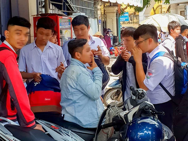Sốc: Thuốc lá điện tử có chứa ma túy tổng hợp, nguy cơ tàn phá sức khỏe học sinh