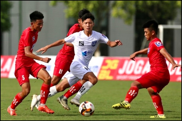 Em họ Công Phượng được triệu tập vào U18 Việt Nam
