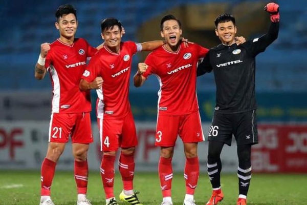 Thủ môn Trần Nguyên Mạnh mong HAGL và Hà Nội cầm chân nhau