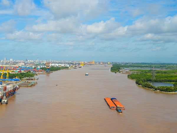 Cận cảnh vùng đất bên Bạch Đằng giang
