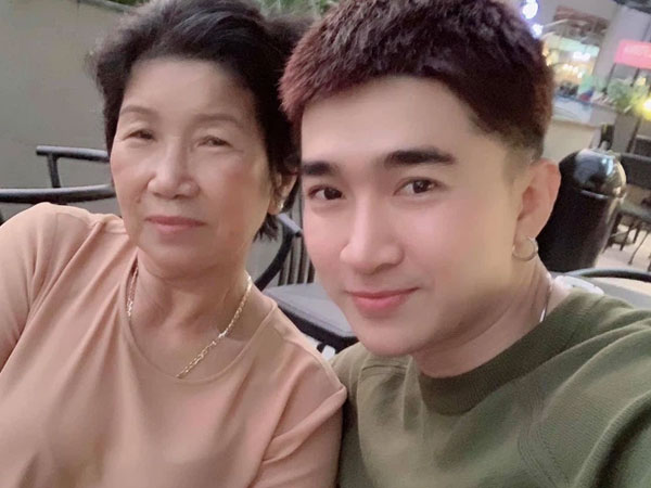 Xúc động với chia sẻ cũ của Chi Dân: Xây nhà vì 'không biết mẹ còn sống được bao lâu nữa'