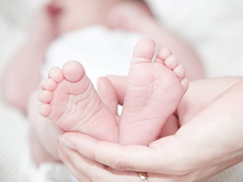 Ngân hàng trung ương Trung Quốc khuyến khích người dân đẻ để cạnh tranh với Mỹ
