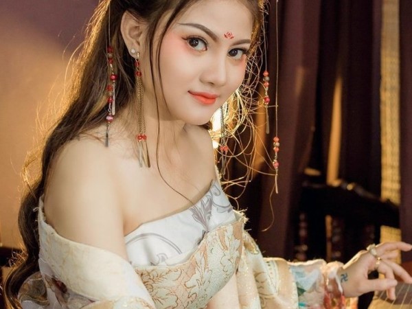 Hotgirl ma túy Trà My: Sống... đạo lý, thích hóa thân thành phi tần mỹ nữ