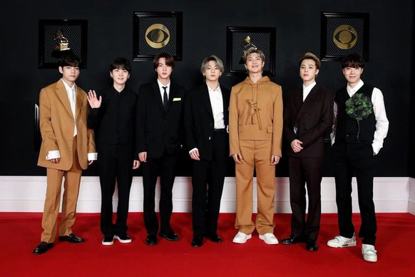 Rộ tin cả 7 thành viên BTS cùng nhập ngũ vào năm 2022 sau vụ bị 26 công ty giải trí ngầm chống lại