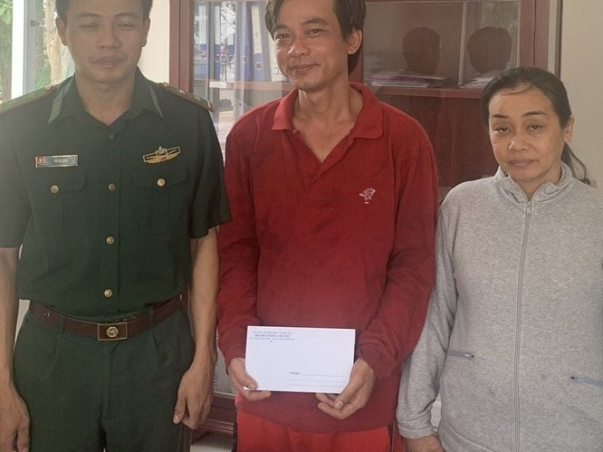 Lao ra biển tự tử, người đàn ông được cứu sau 10 giờ lên đênh