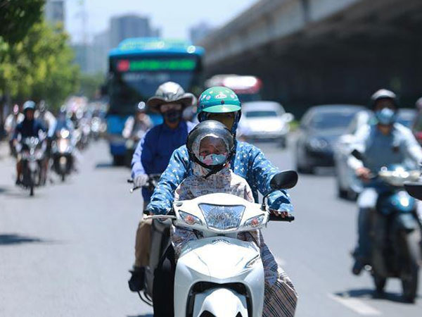 Miền Bắc đón đợt nắng nóng diện rộng mới, nền nhiệt cao nhất lên đến 36 độ
