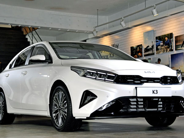 Chi tiết Kia Cerato 2021 ngoài đời thực: 4 biến thể, 'option' miên man, giá quy đổi từ 360 triệu đồng