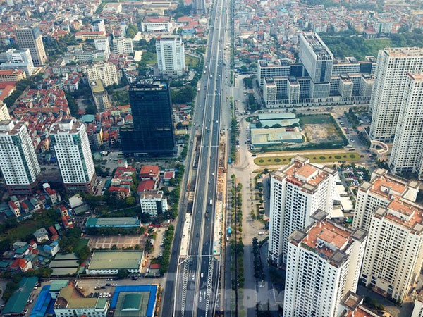 Đường trên cao Mai Dịch - cầu Thăng Long trước giờ cấm xe trong 3 ngày