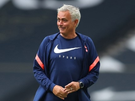 Mourinho là ứng cử viên số một cho ghế HLV trưởng tại... Wolves
