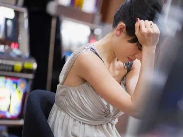 Đang thu nhập mỗi tháng 30 triệu, bỗng dưng chồng mất việc, tôi mất chức, cả nhà rơi vào cảnh lao đao