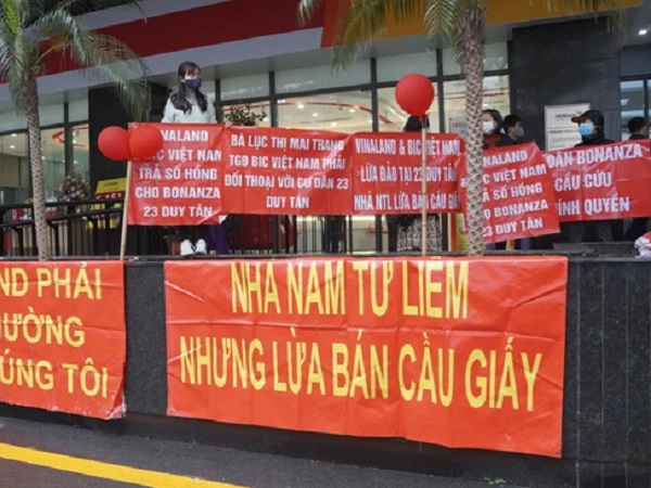 Vụ chung cư 'treo Cầu Giấy bán Nam Từ Liêm': Phụ huynh kêu cứu vì con phải học trái tuyến
