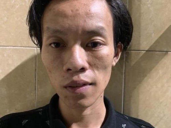 Cho đi nhờ xe, người đàn ông tốt bụng bị kẻ lạ mặt cướp giật điện thoại