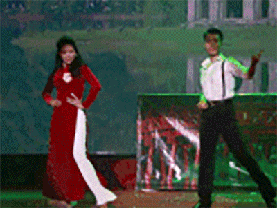 Video: Cô giáo Hà Nội mặc áo dài nhảy dancesport ấn tượng