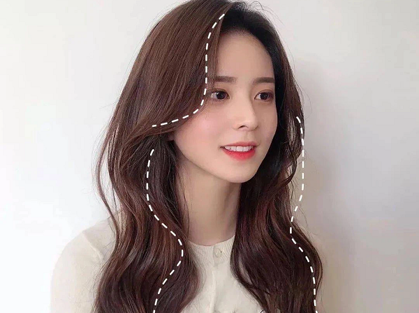 4 điểm cộng tuyệt vời của mái tóc xoăn giúp che mặt to vuông vắn, giấu gò má cao