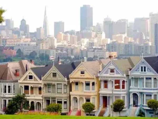 Mỹ lên cơn sốt địa ốc, giá nhà cao kỷ lục