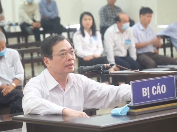 VKS: Bị cáo Vũ Huy Hoàng đã để lại dấu chân trên con đường phạm tội