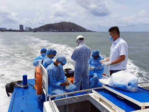 Cách ly toàn bộ thuyền viên DAI DUONG SEA sau khi phát hiện 12 ca mắc Covid-19