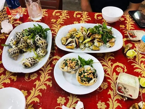 Vụ ốc hương 1,8 triệu đồng/kg: Chủ nhà hàng bị tố 'chặt chém' nói gì?