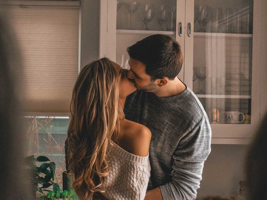 Vì sao phụ nữ 'lên đỉnh' ít hơn, khó hơn nam giới?