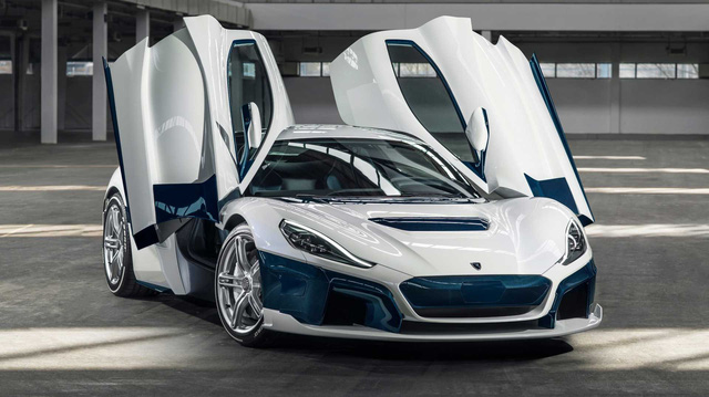 Xe tăng tốc nhanh nhất thế giới Rimac C_Two sẵn sàng bàn giao tới tay đại gia