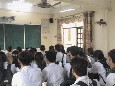 Xúc động đoạn clip chia tay thời học sinh, vậy là quãng thời gian đẹp nhất cuộc đời đã kết thúc