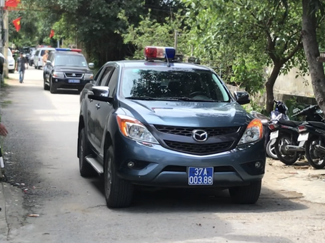 Nóng: Bắt thành công chủ nhà là nghi phạm bắn chết 2 người ở Nghệ An