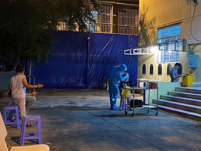 TP.HCM: Ghi nhận thêm 07 trường hợp đi cùng chuyến bay VJ133
