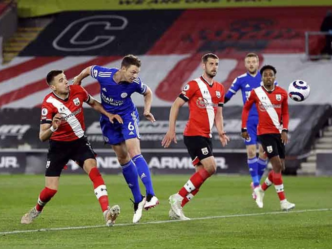 Kết quả Southampton 1-1 Leicester: 'Bầy cáo' phung phí lợi thế hơn người