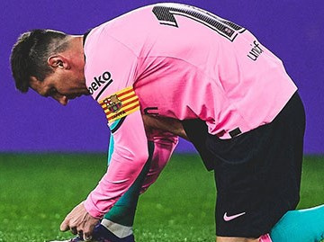 Đôi giày Messi dùng phá kỷ lục của Pele bán được gần 4 tỷ đồng