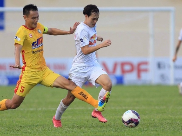 Các trận đấu vòng 12 V-League 2021 thi đấu không khán giả