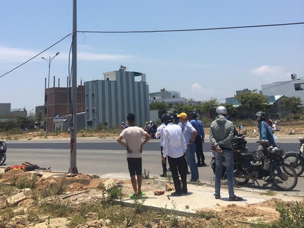 Lộ nguyên nhân người ngoại quốc tử vong trên vỉa hè, vết thương chí mạng trên cổ