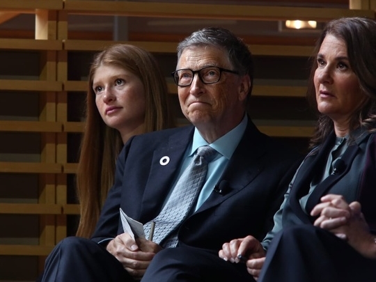 Tỷ phú Bill Gates ly hôn vợ sau 27 năm chung sống, con gái chia sẻ điều khiến ai cũng đau lòng