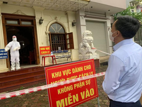 Kỷ luật cảnh cáo Giám đốc Trung tâm Y tế TP Yên Bái vì vi phạm phòng, chống dịch COVID-19