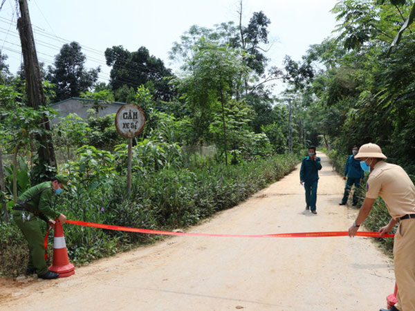 Gần 200 người dự đám cưới ở Yên Bái có ca Covid-19