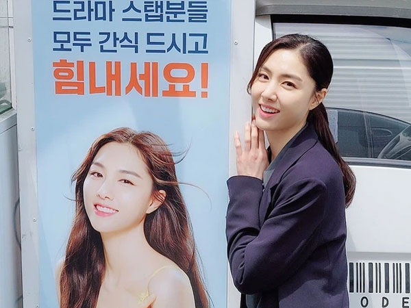 Hot nhất Naver: Sau 1 tháng bạn trai dính drama bị Seo Ye Ji điều khiển, mỹ nhân Hạ Cánh Nơi Anh đã có động thái đầu tiên
