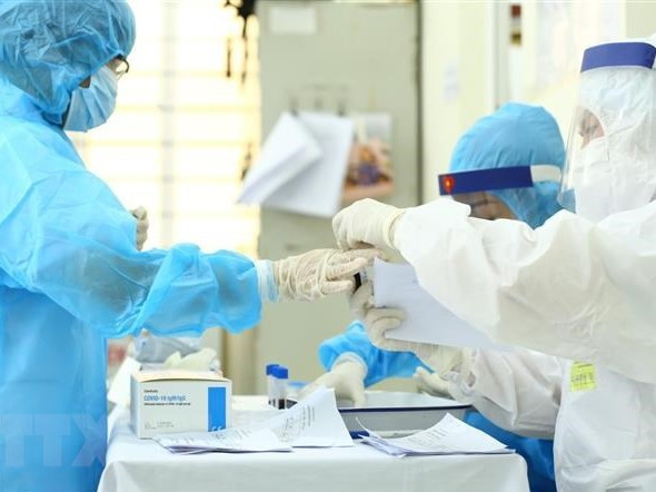 Đến 16h: Ổ dịch Vĩnh Phúc có 9 ca nghi mắc Covid-19; lập 9 chốt kiểm soát các tuyến đường trọng yếu