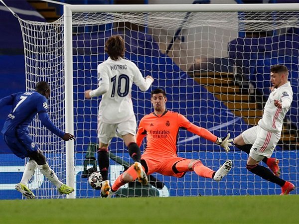 Thắng thuyết phục Real, Chelsea hẹn Man City ở chung kết