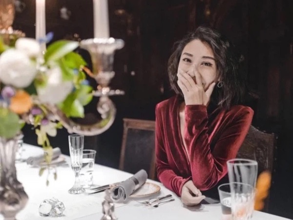 Muốn được 'chui gầm chạn' nhà bạn gái thượng lưu, chàng trai hết lòng cung phụng 'anh vợ' suốt 8 năm nhưng sự thật sao mà thảm thương thế