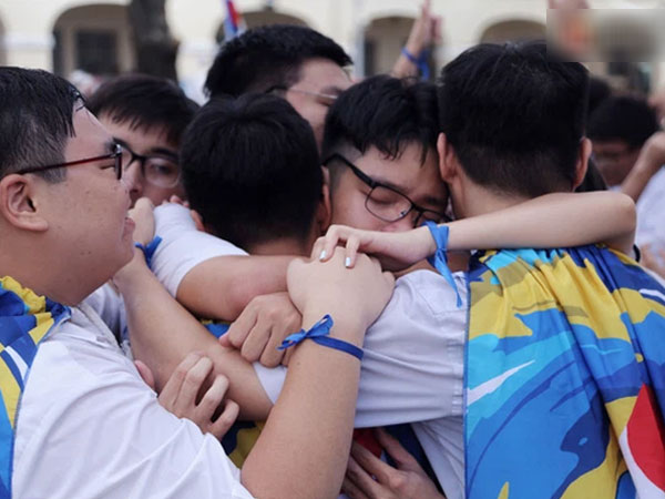 Sáng 7/5: Thêm 2 tỉnh thông báo cho học sinh nghỉ học khẩn vì Covid-19