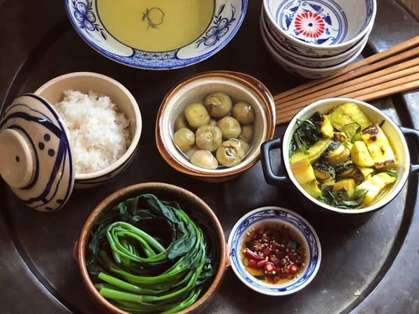 Đây là thói quen ăn canh nguy hiểm của nhiều người Việt, hãy thay đổi ngay trước khi dạ dày, thực quản 'rước' đủ thứ bệnh
