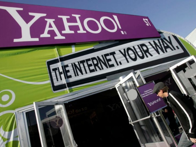 Yahoo chấp nhận 'bán mình' cho đại gia với giá 5 tỷ USD, chỉ bằng 4% so với thời kì đỉnh cao