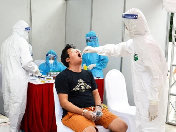NÓNG: Hà Nội ghi nhận thêm 2 ca dương tính SARS-CoV-2 liên quan BV Bệnh Nhiệt đới TƯ và BV K Tân Triều