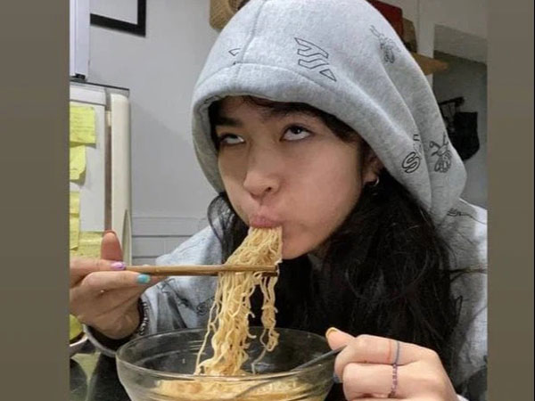 Bị thắc mắc về chuyện ăn uống ở Sao Nhập Ngũ, Khánh Vân 'đanh đá' đáp trả: 'Giờ đầu người cũng nhai được luôn!'