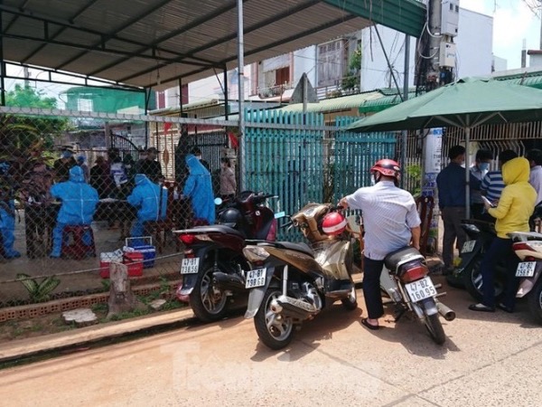 Bạn trai ca mắc COVID-19 ở Đắk Lắk dương tính với SARS-CoV-2