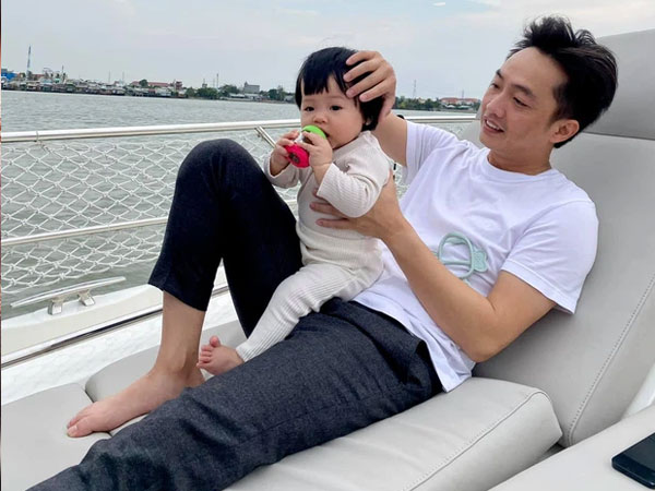Đàm Thu Trang giận 'tím người' tố Cường Đô La dạy hư ái nữ, Suchin làm gì mà khiến mẹ bỉm căng đét thế?